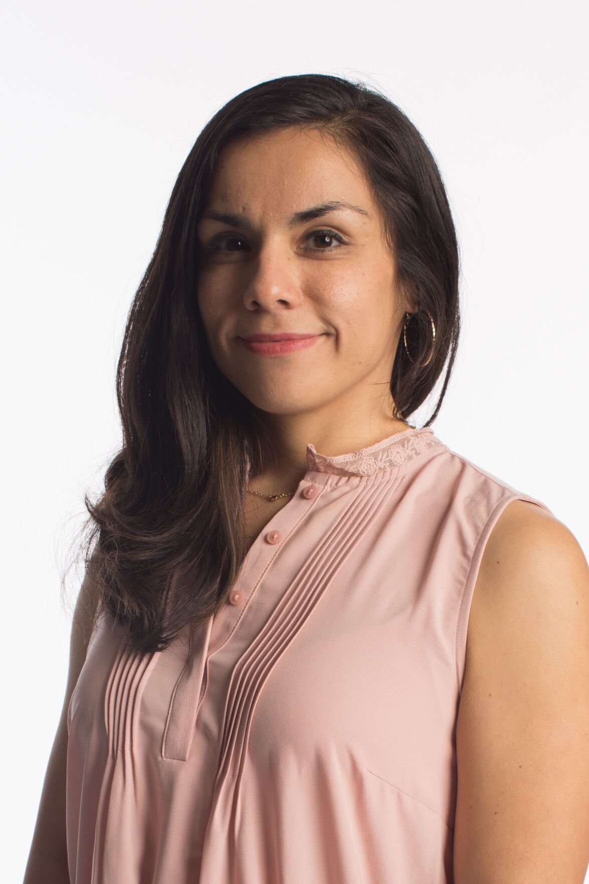 UTA School of Social Work assistant professor creates free online course on health, immigration